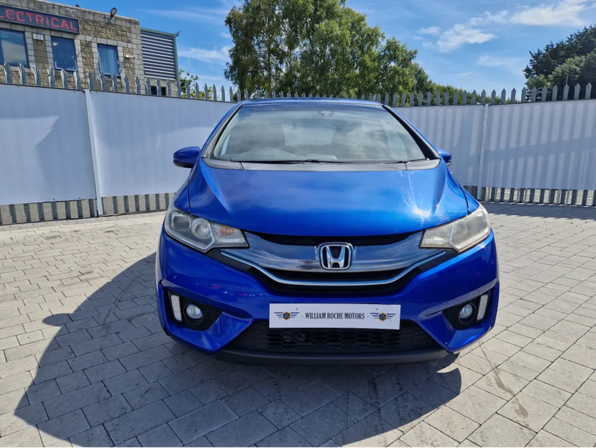 Honda Fit 1.5 HYBRID - Image 3