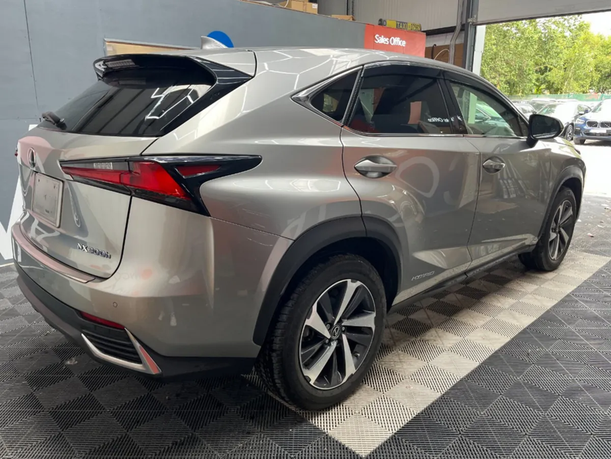 Lexus NX 2020 LEXUS NX300H I PACKAGE 2.5 AUTOMATIC - Image 3