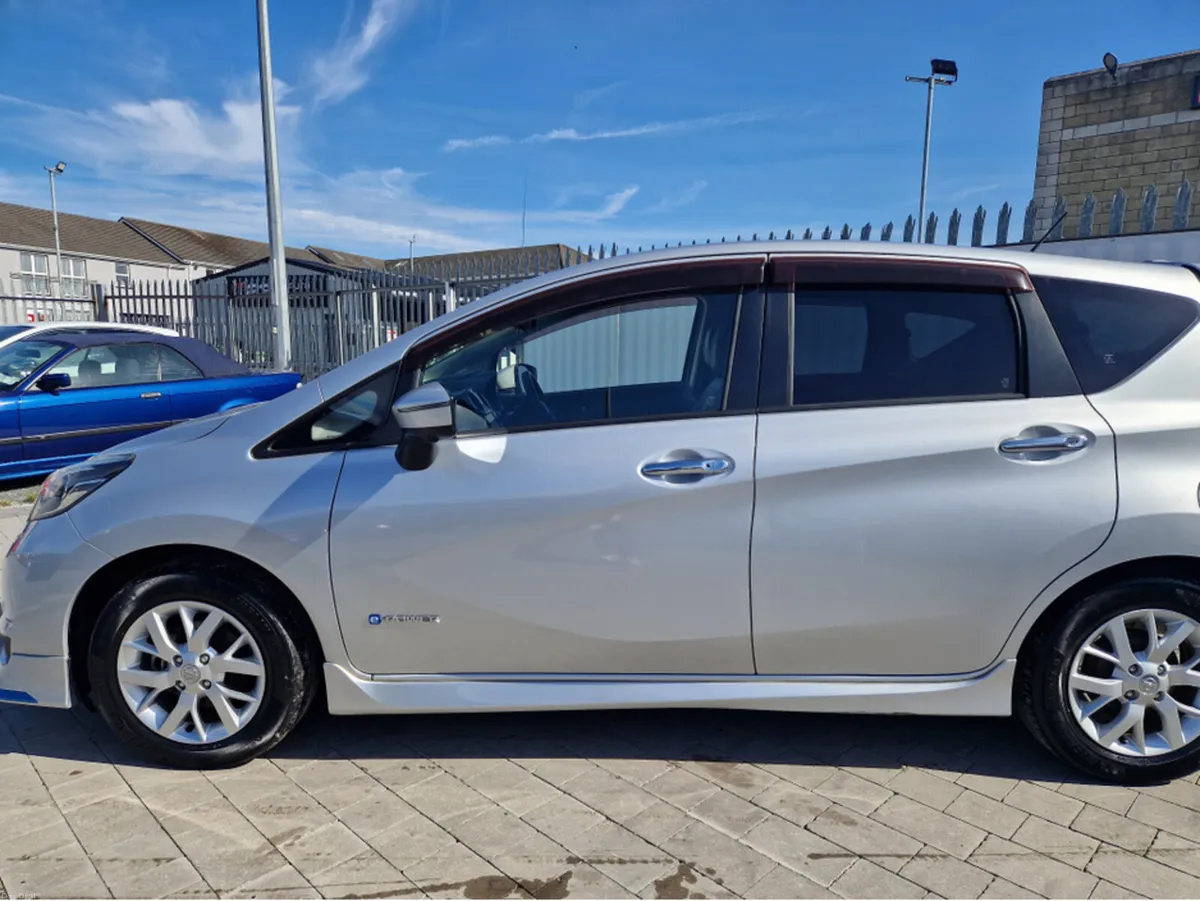 Nissan Note 1.2 E-POWER HYBRID - Image 3