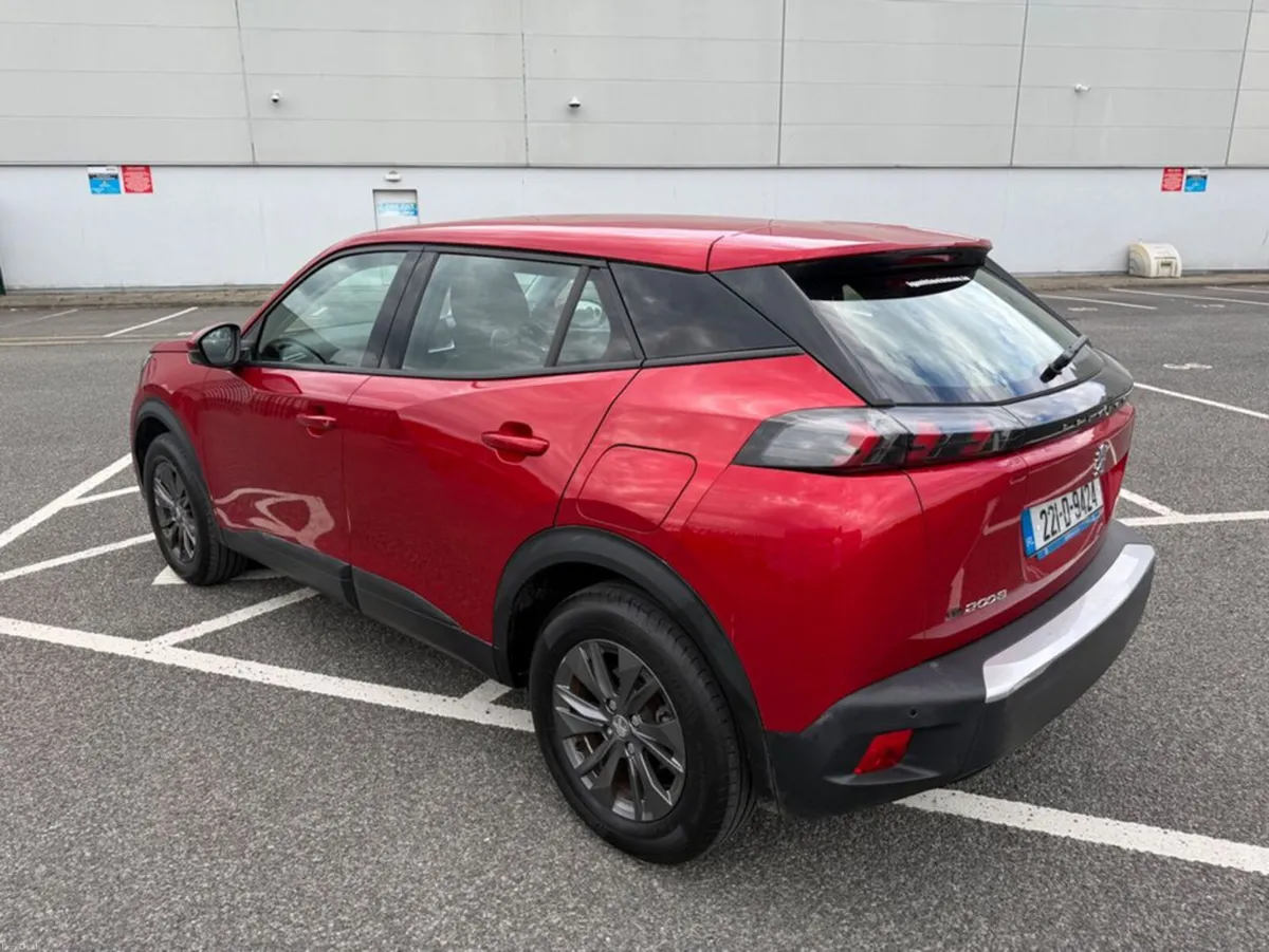 Peugeot 2008 FULL EV , ACTIVE MODEL, 50 KWH , 136 - Image 5