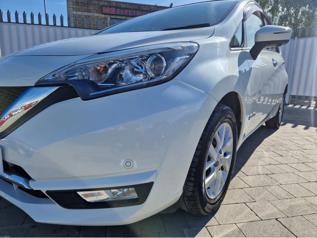 Nissan Note 1.2 E-POWER HYBRID - Image 2