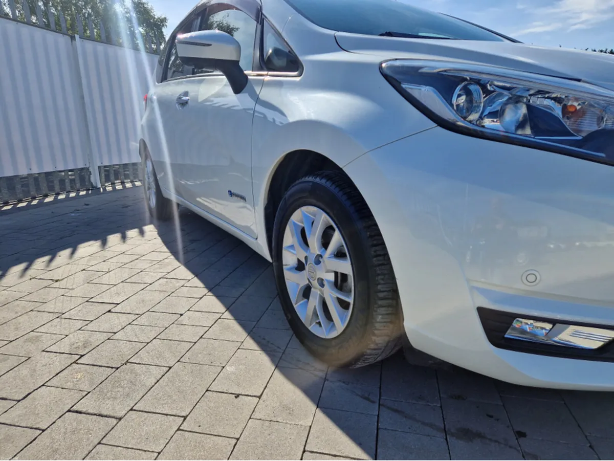 Nissan Note 1.2 E-POWER HYBRID - Image 3