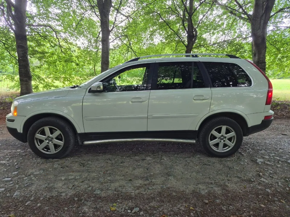 Volvo XC90 2010 - Image 3