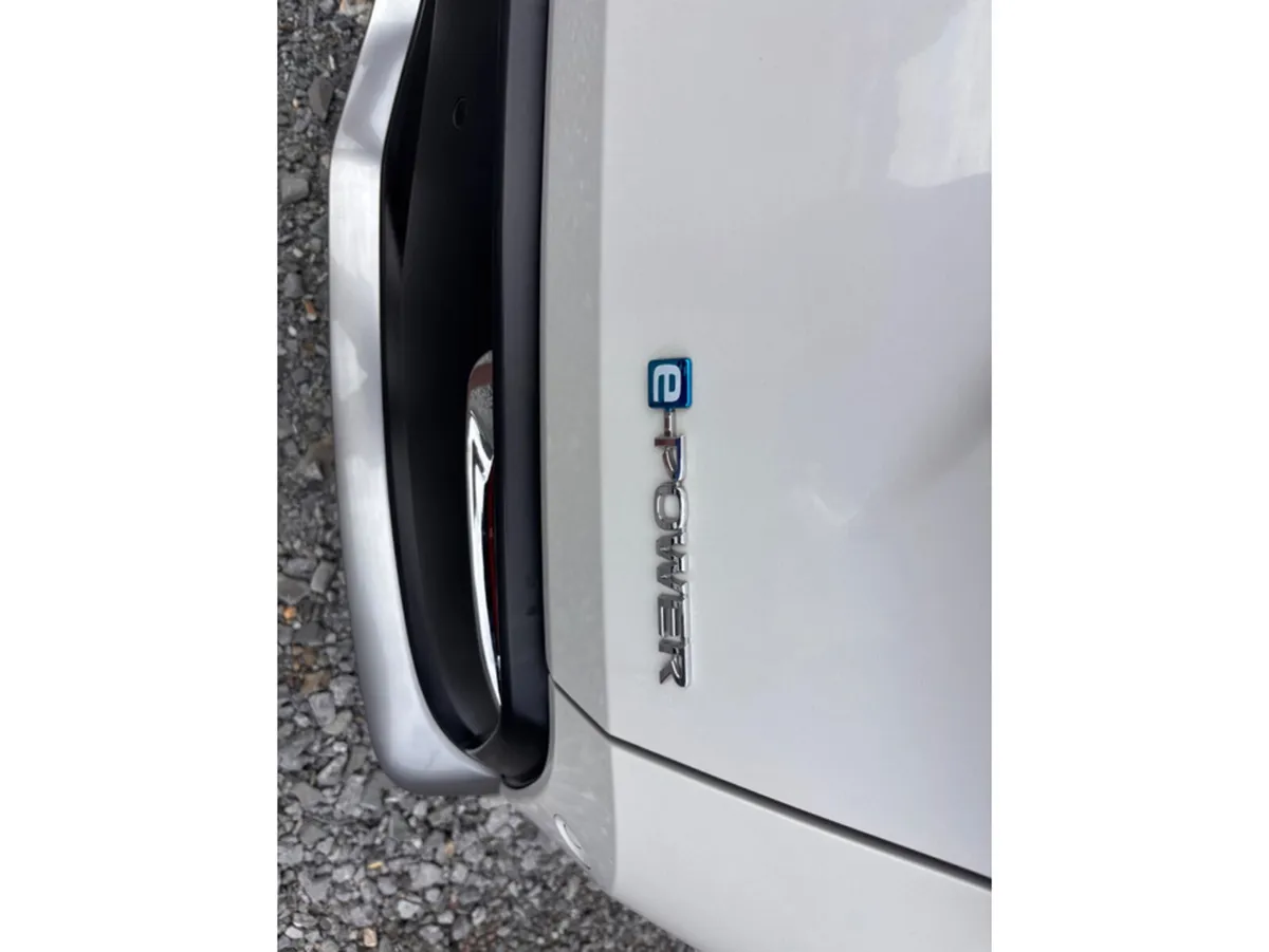 Nissan Note 1.2  HEV 5DR AUTO AUTECH MODEL - Image 6