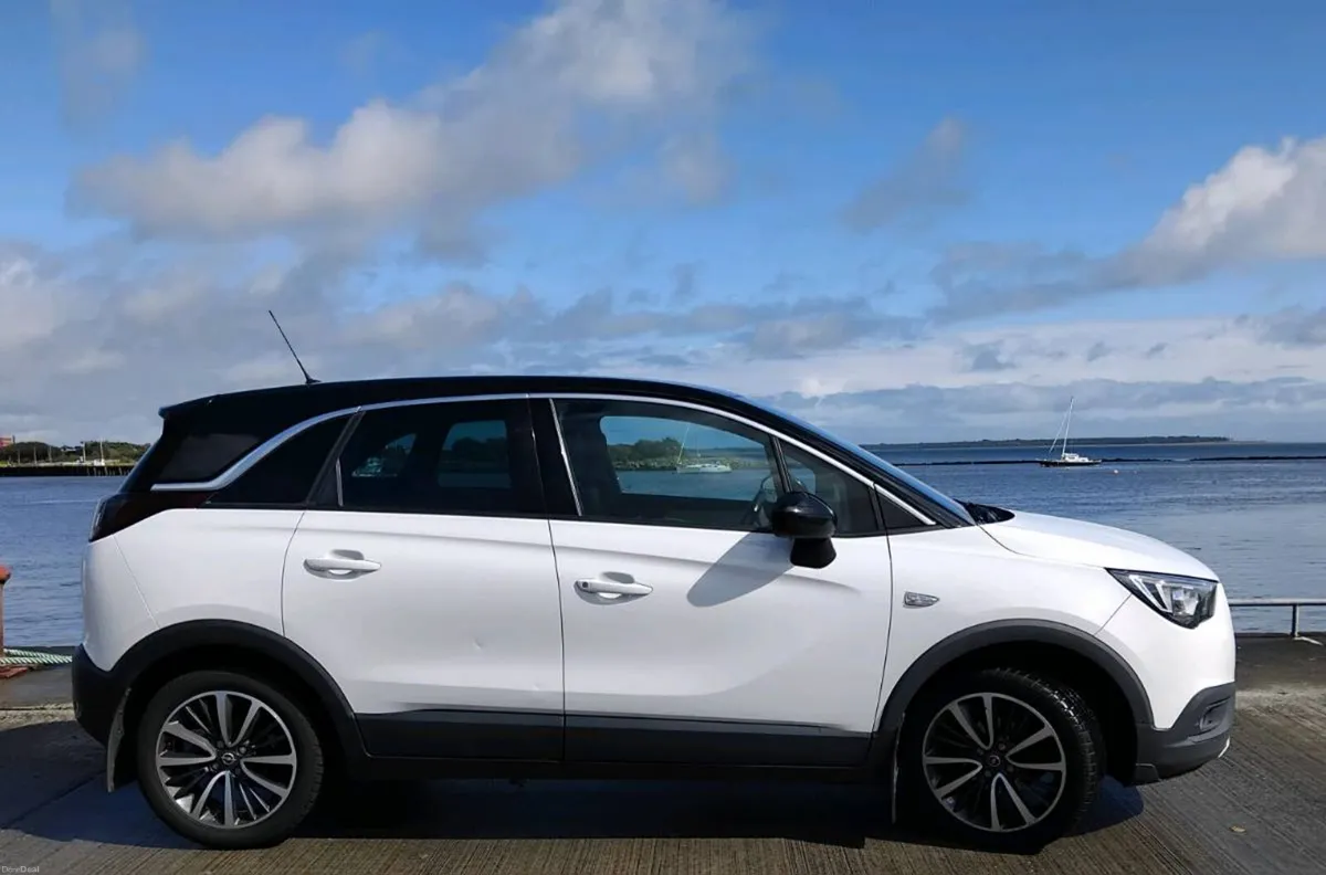 Opel Crossland - Image 1