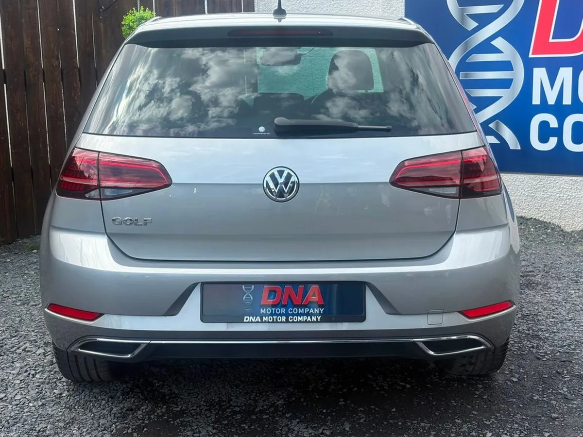 Volkswagen Golf AUTO - HIGHLINE - 31KMS! - Image 6