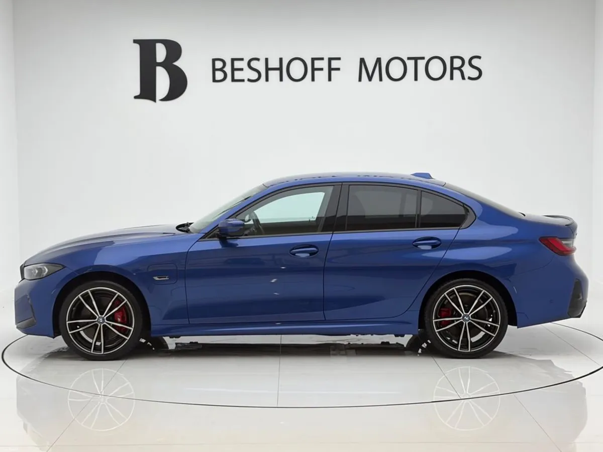BMW 3-Series 330e M-SPORT PRO X-DRIVE=LOW MILES//H - Image 2