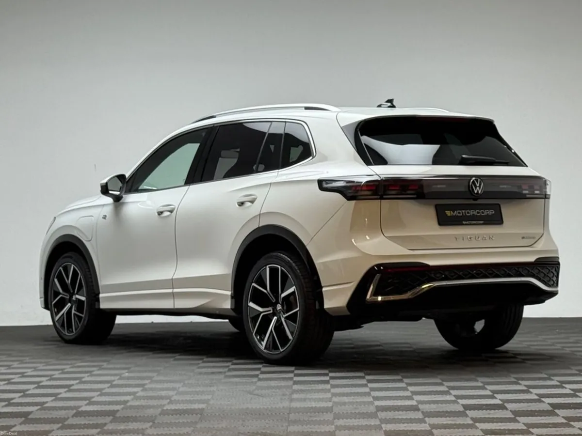 Volkswagen Tiguan R-LINE 1.5 TSI PHEV DSG - Image 5