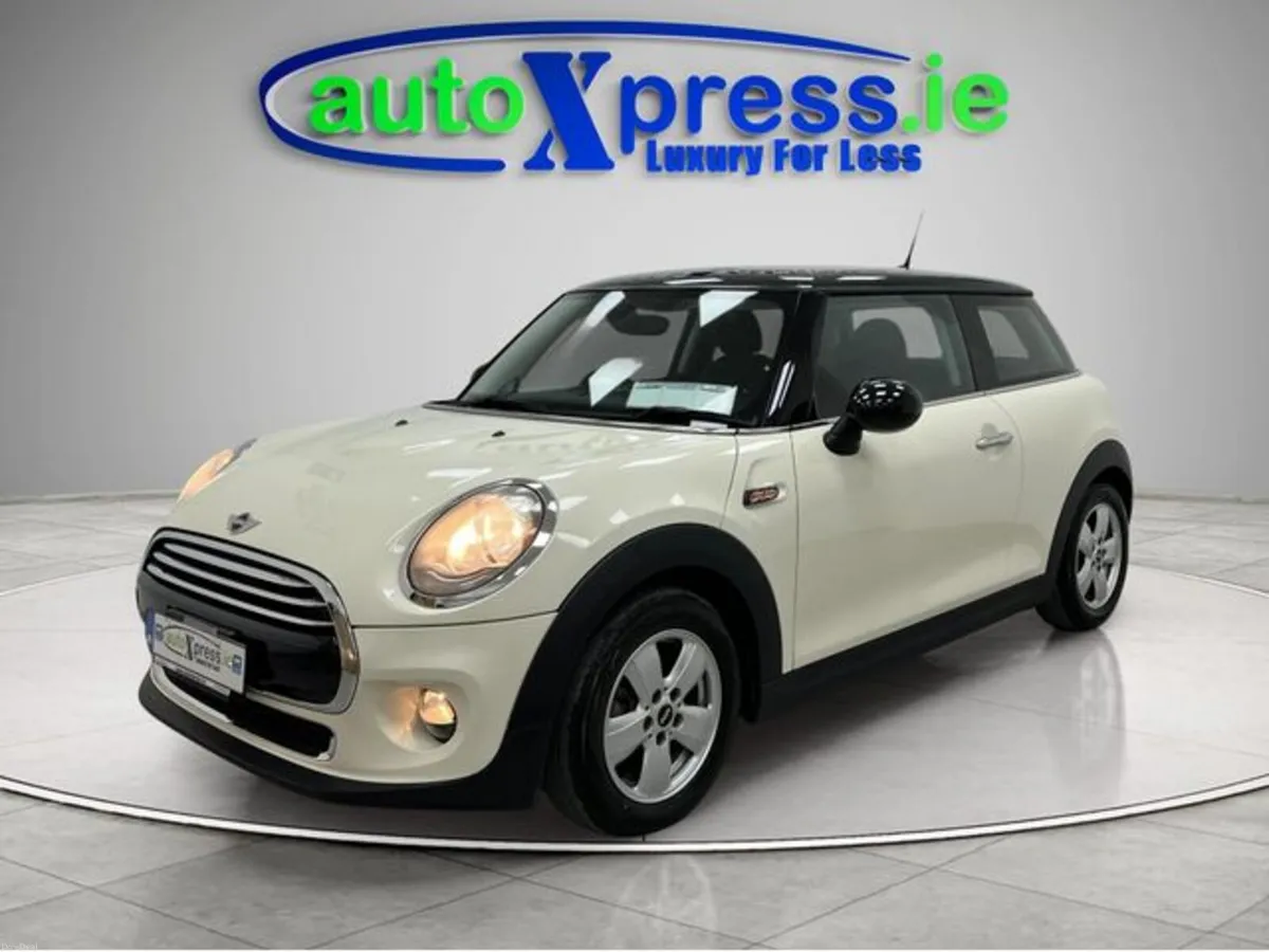 Mini Cooper **HIGH SPEC** 1.5 Diesel Automatic - Image 3