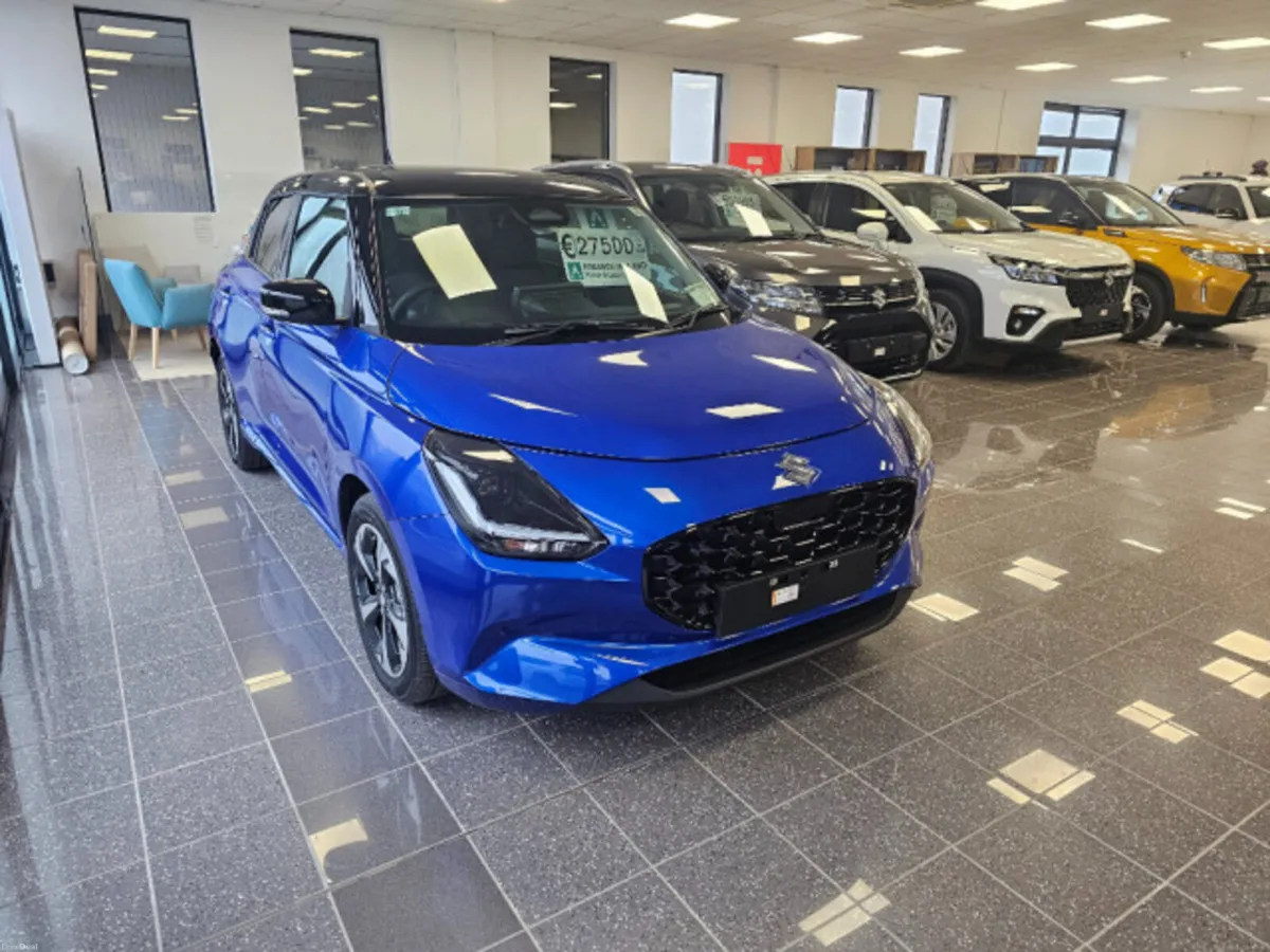 Suzuki Swift 1 2 Hybrid Ultra CVT - Image 4