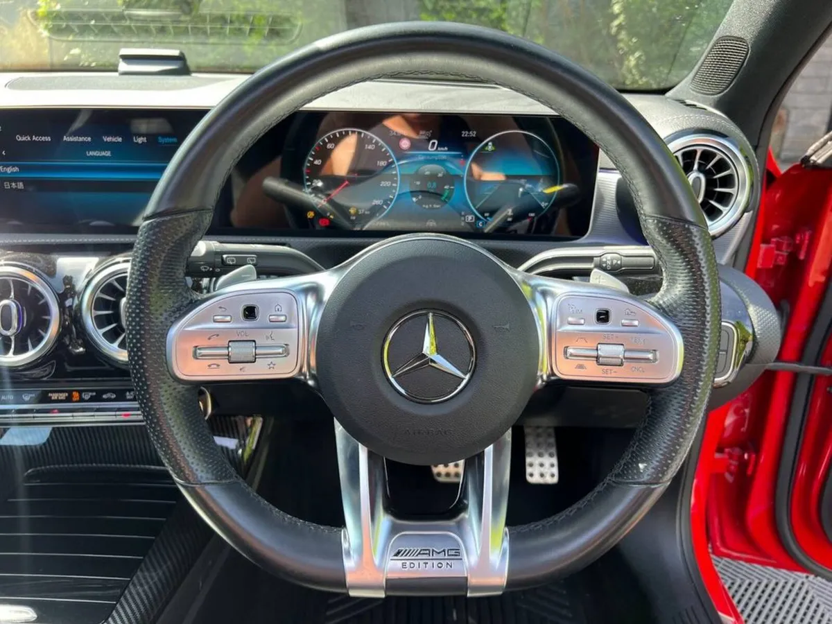 Mercedes-Benz A-Class A200d AMG-LINE PREMIUM PLUS - Image 5