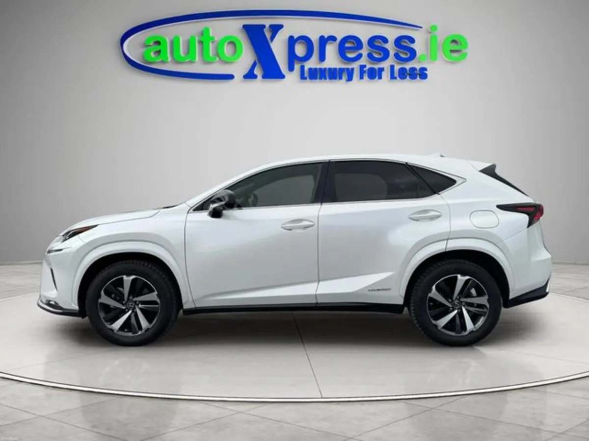 Lexus NX 2.5 Hybrid, Spice & Chic Edition - Image 6