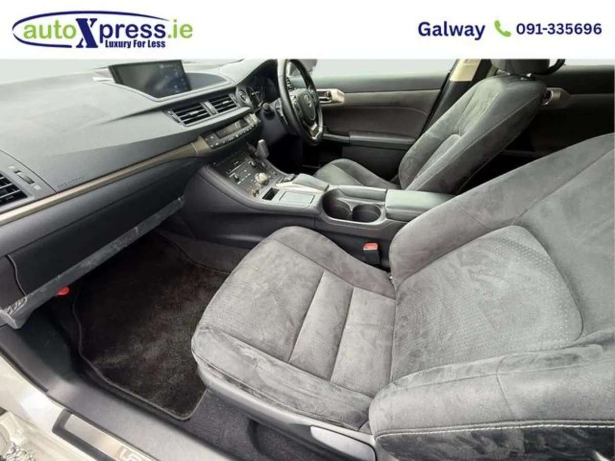 Lexus CT 1.8 Hybrid, Ultra Low mileage, Automatic - Image 6
