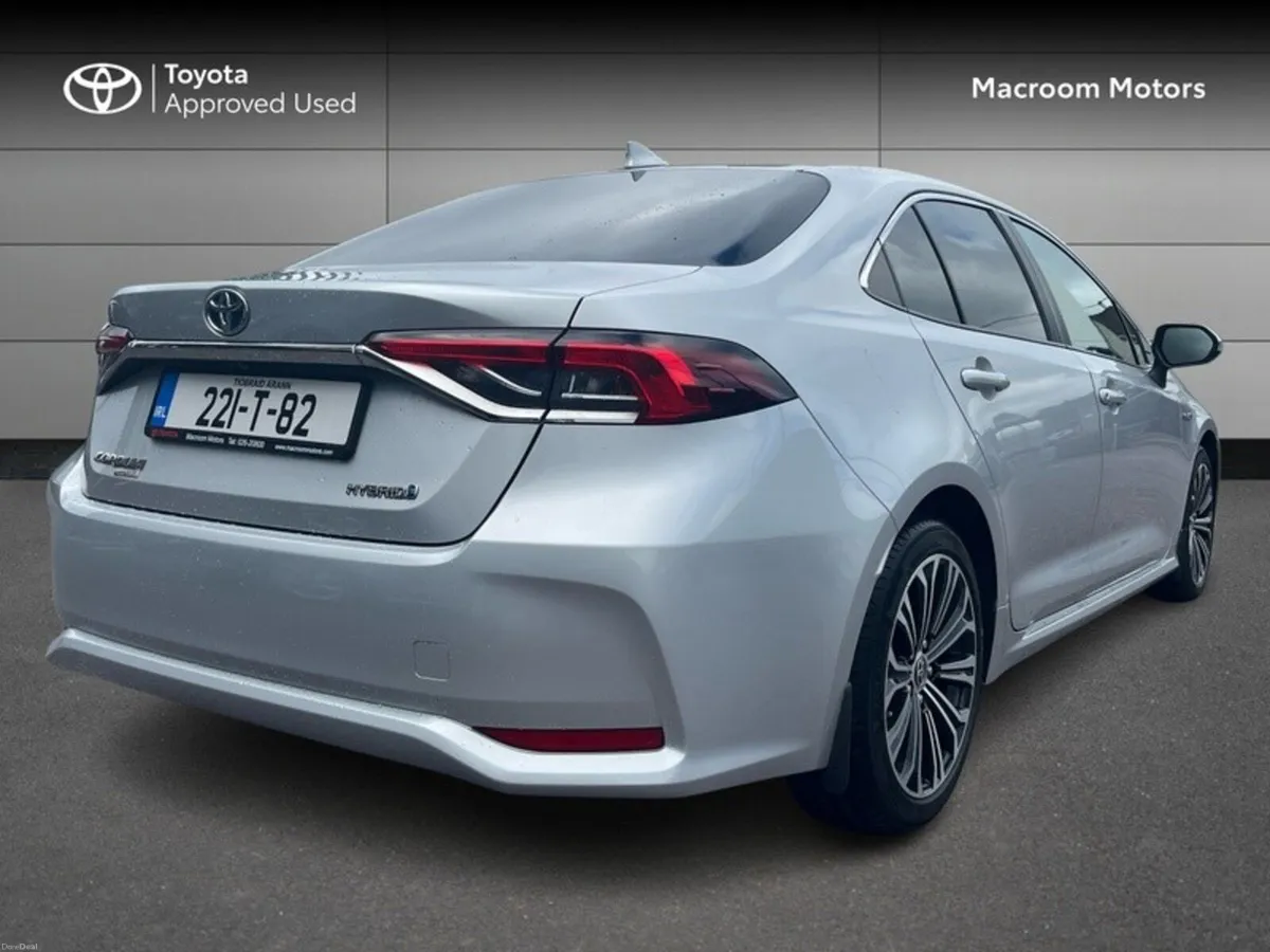 Toyota Corolla USED CAR SALE!! HYBRID LUNA SP SPOR - Image 2