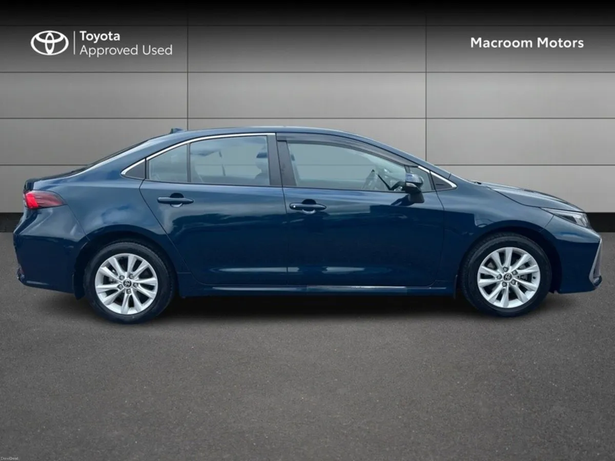 Toyota Corolla COROLLA SALOON LUNA - Image 3