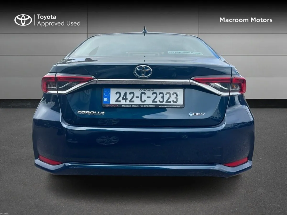 Toyota Corolla COROLLA SALOON LUNA - Image 4