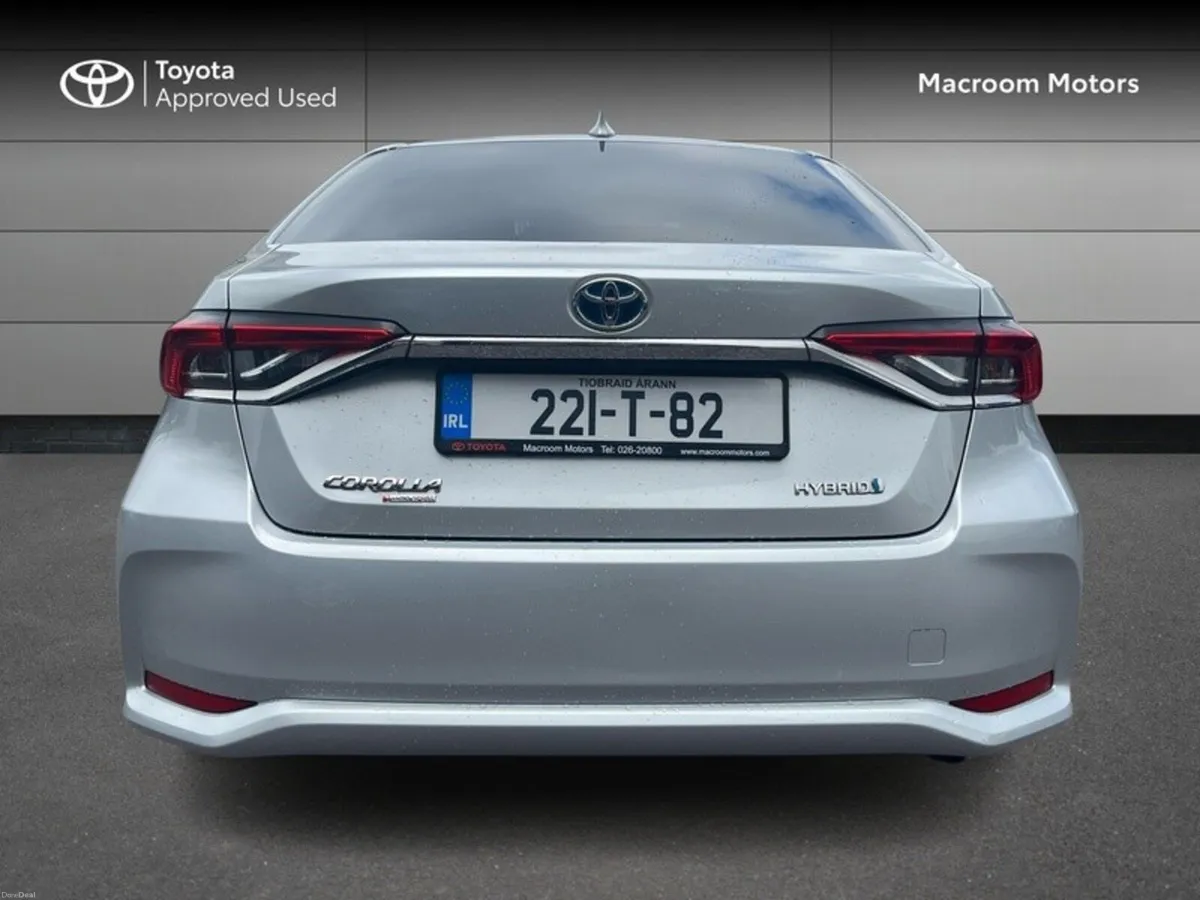 Toyota Corolla USED CAR SALE!! HYBRID LUNA SP SPOR - Image 4