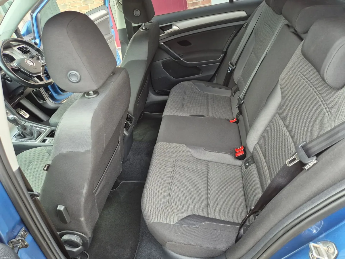Volkswagen Golf 2014 1.2L Petrol Automatic - Image 5