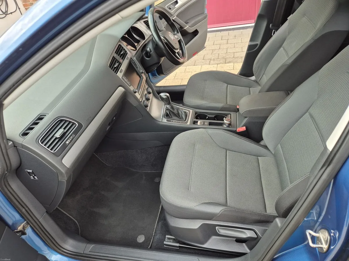 Volkswagen Golf 2014 1.2L Petrol Automatic - Image 3