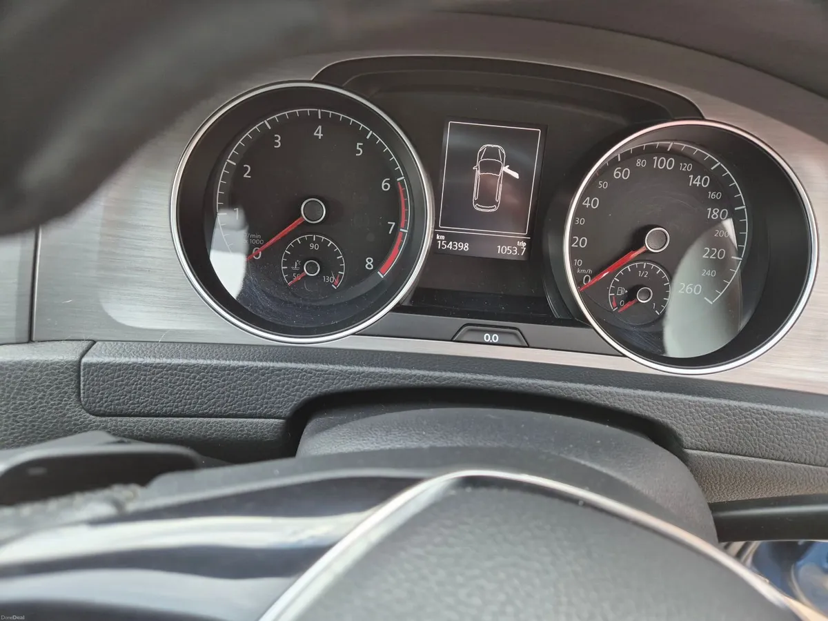 Volkswagen Golf 2014 1.2L Petrol Automatic - Image 4