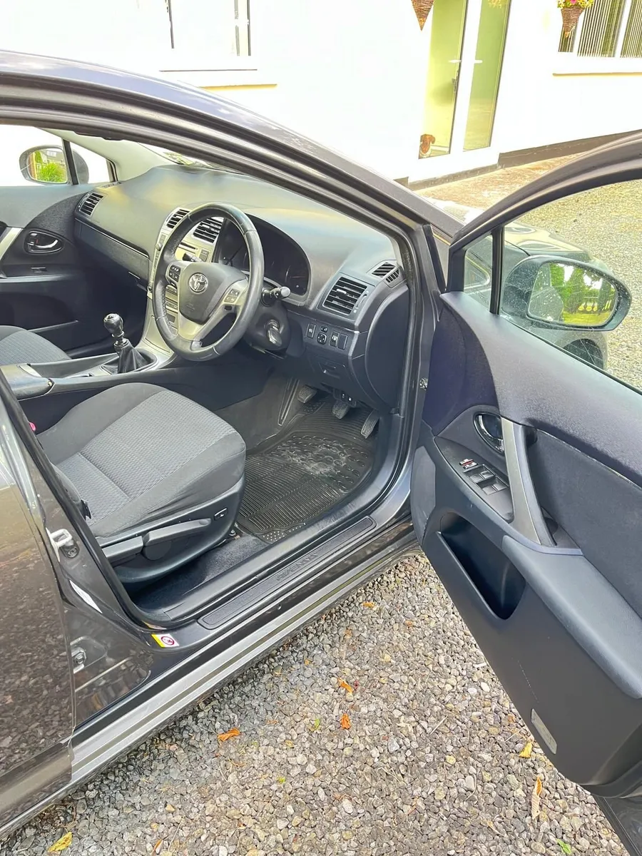 Toyota Avensis 2014 - Image 6