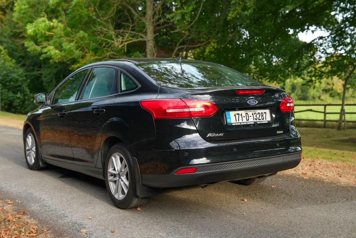 2017 Ford Focus 1.0 EcoBoost petrol - Image 2