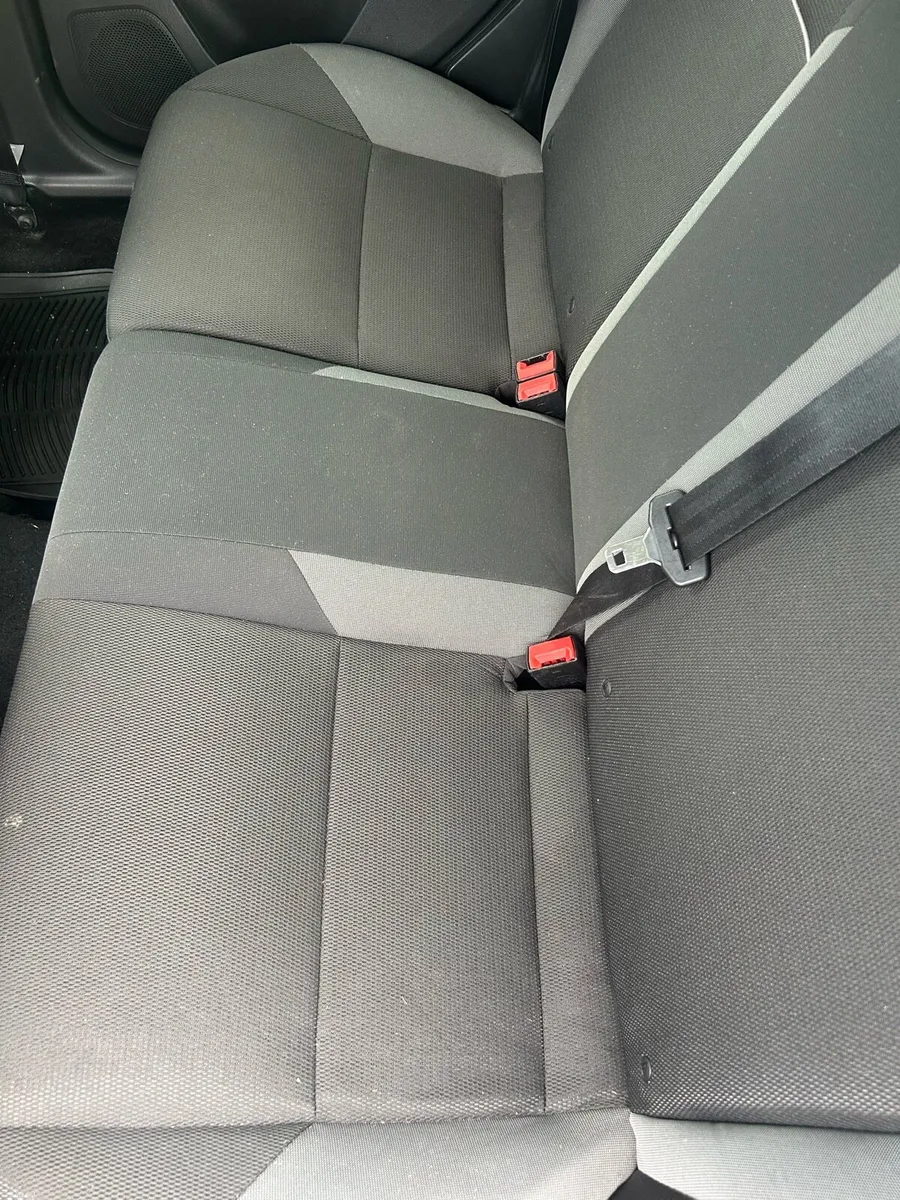 2012 Ford Focus  NEW NCT 01.27 - Image 6