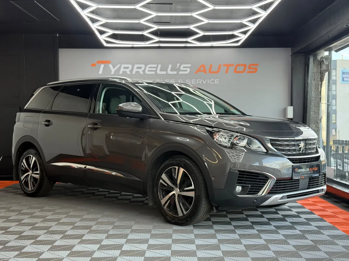 Peugeot 5008 1.5HDI ALLURE 7 Seater 2020 - Image 2