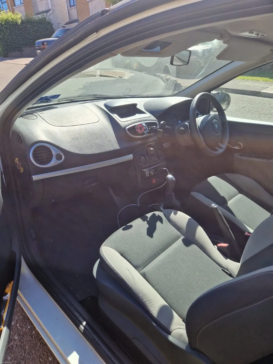 Renault Clio 2012 - Image 5