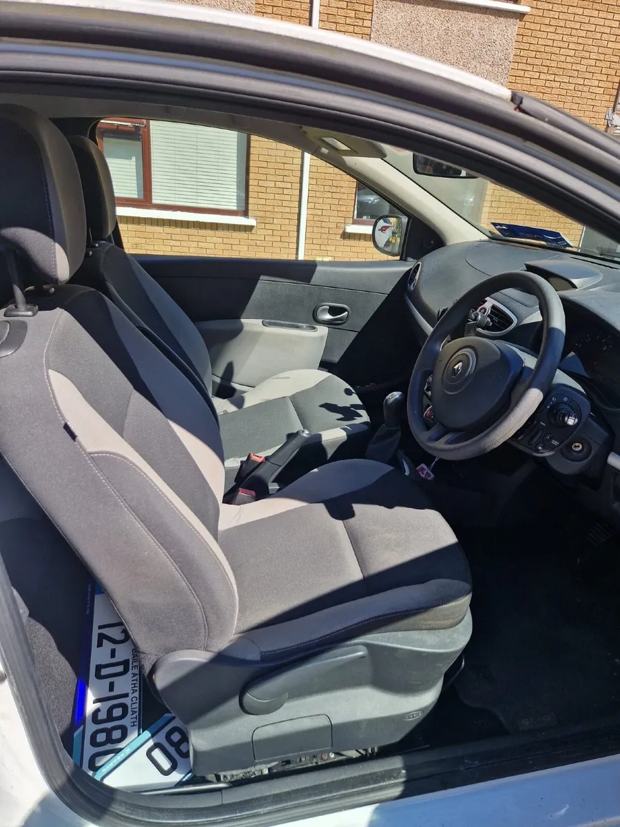 Renault Clio 2012 - Image 6