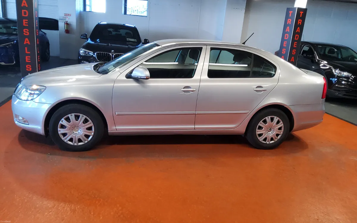 Skoda Octavia 2012 - Image 4