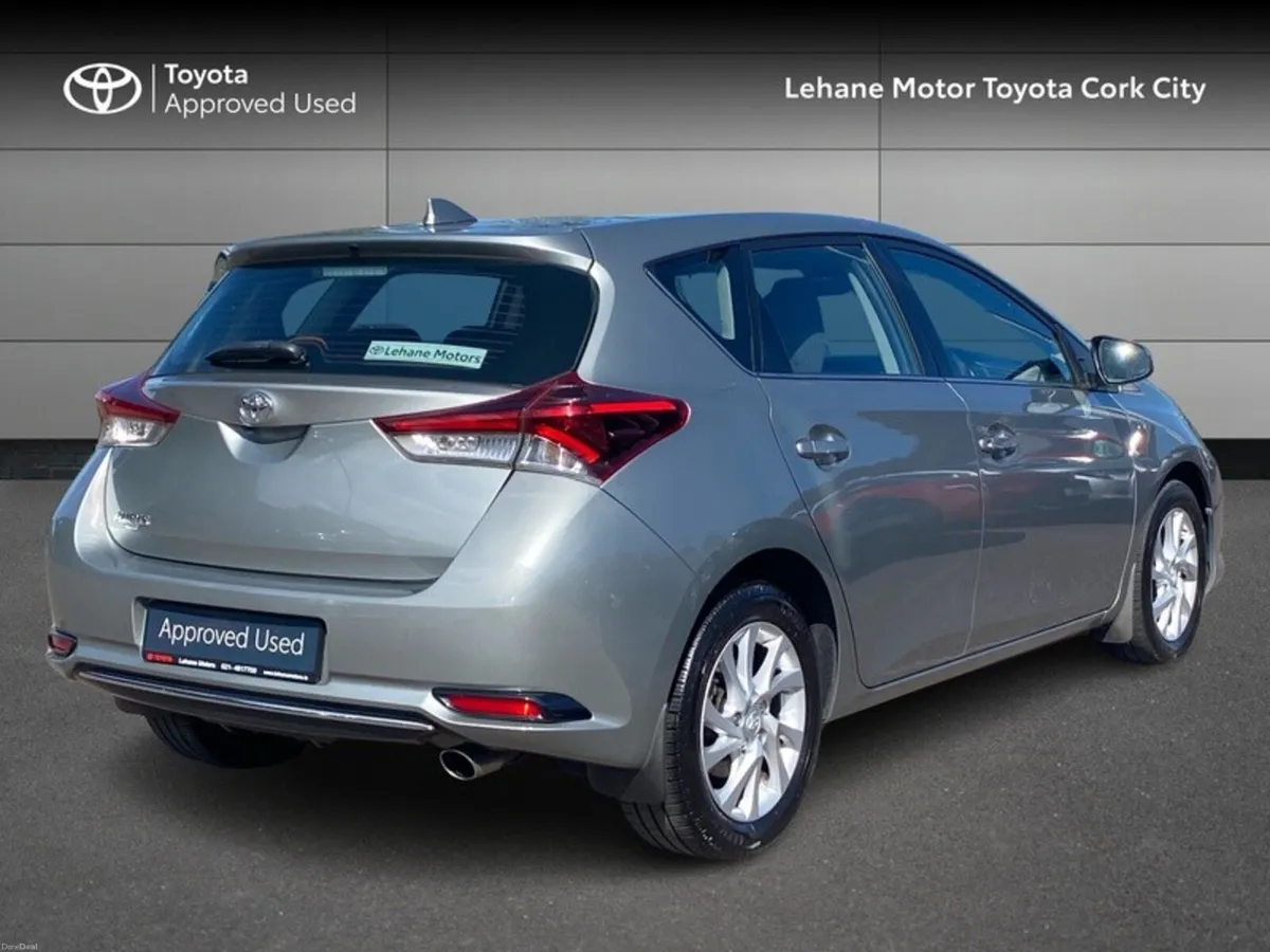 Toyota Auris AURIS 1.2T LUNA 5DR - Image 2