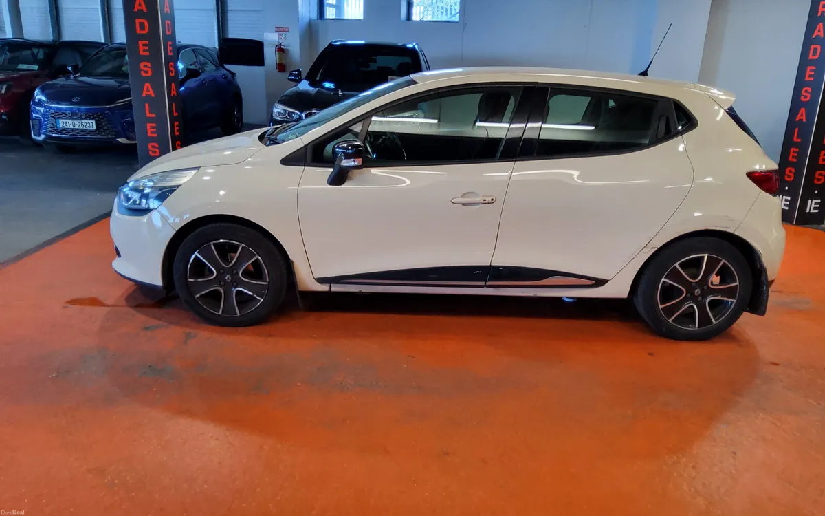 Renault Clio 2016 - Image 4