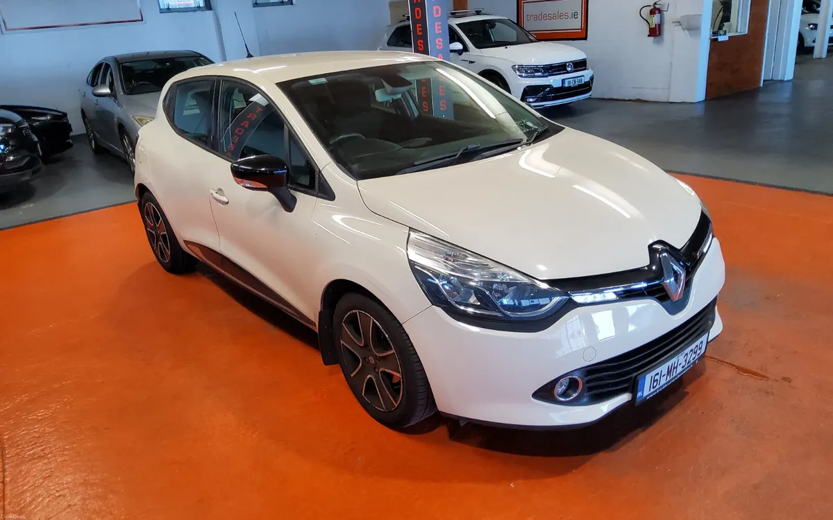 Renault Clio 2016 - Image 1