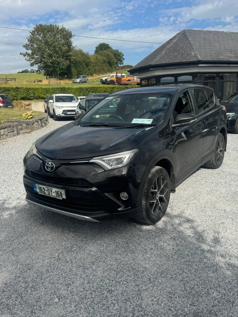 Toyota RAV4 2016 Luna Sport - Image 1