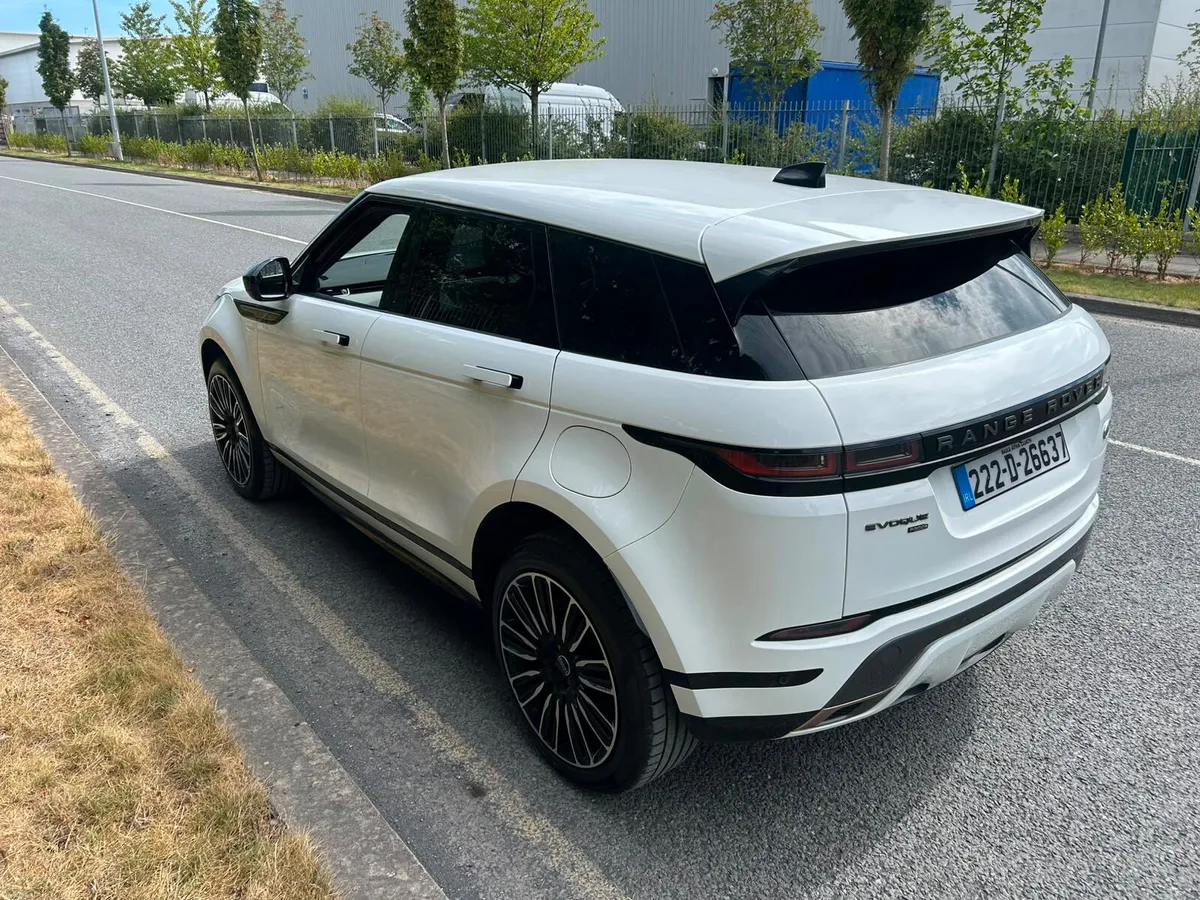 Land Rover Range Rover Evoque 2022 IN WHITE - Image 4