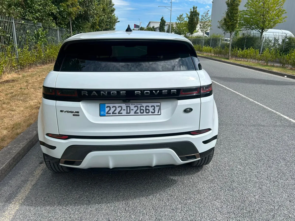 Land Rover Range Rover Evoque 2022 IN WHITE - Image 6