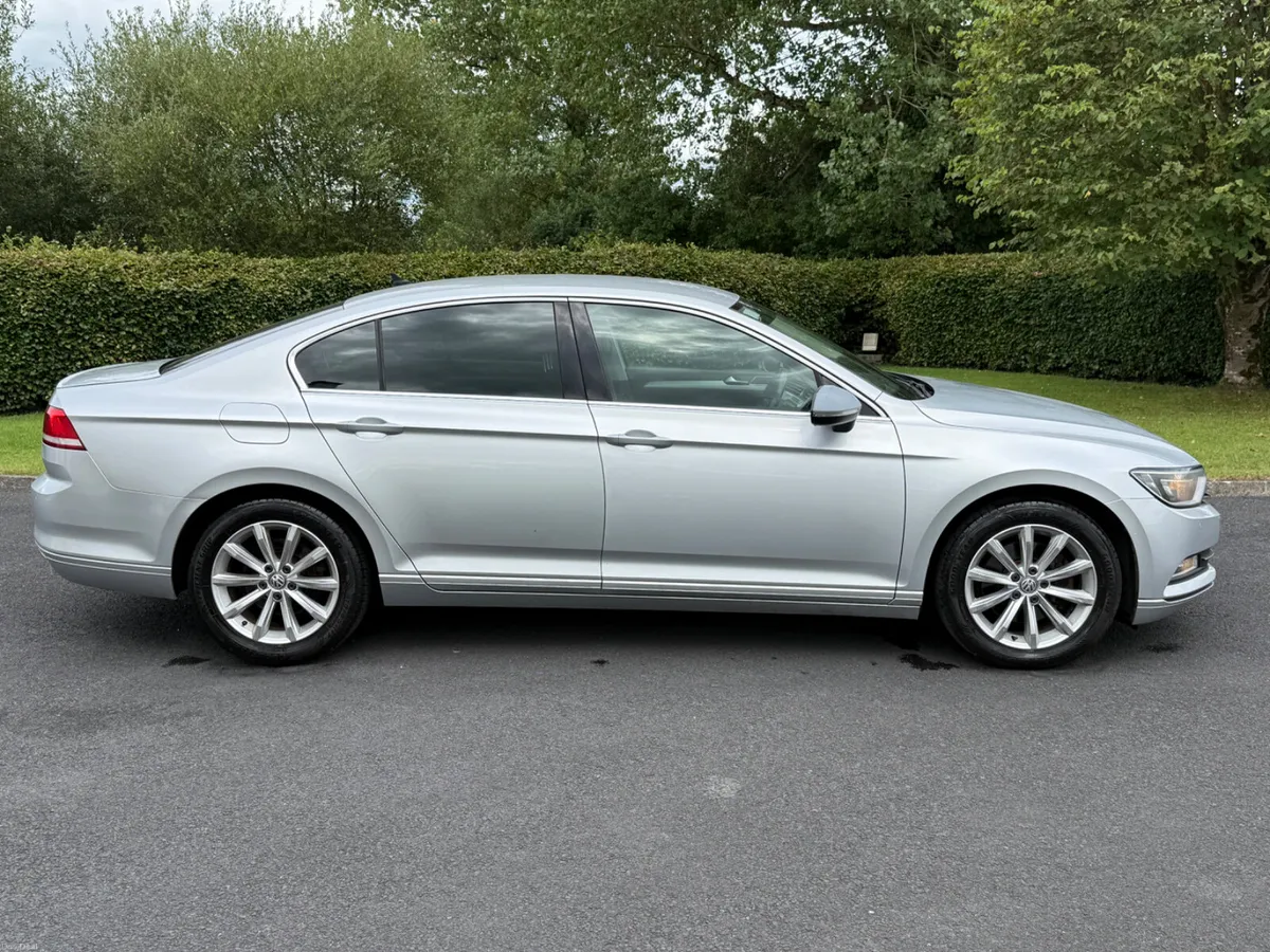 Volkswagen Passat 2016 - Image 4