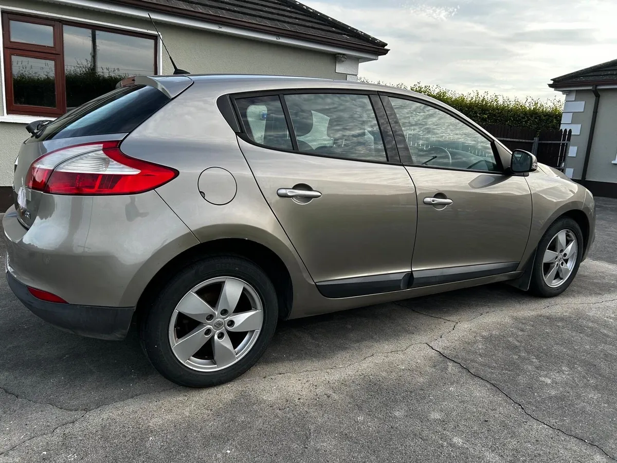 Renault Megane - Image 4