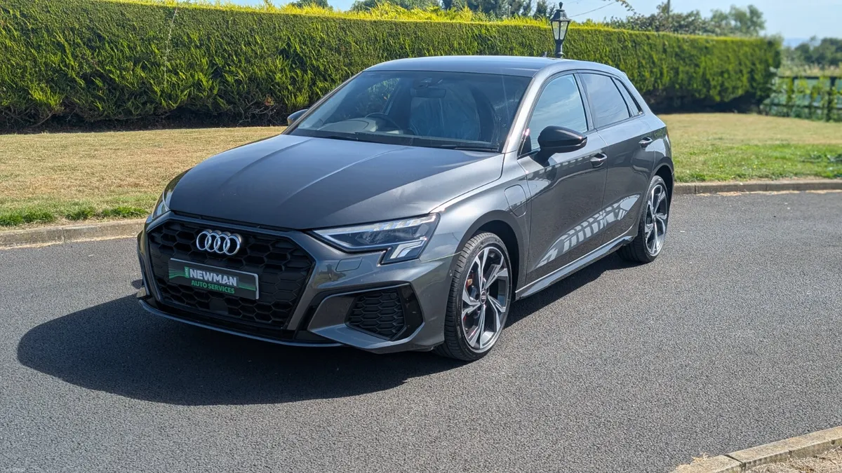 2021 (212) AUDI A3 1.4 TFSI e S LINE COMPETITION - Image 3