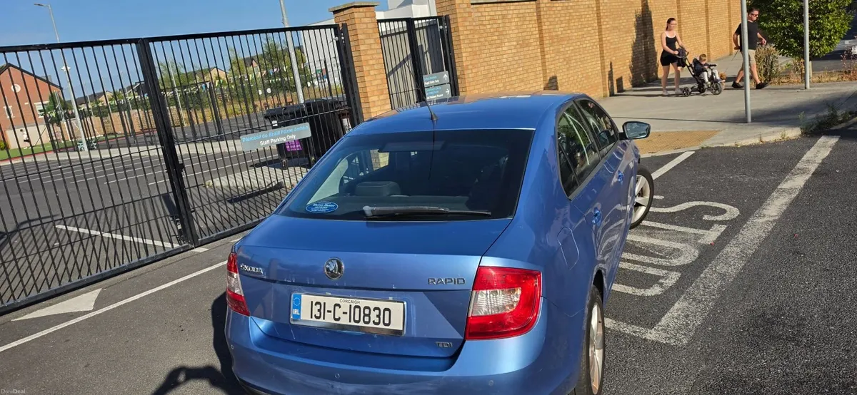 Skoda Rapid 2013 - Image 5