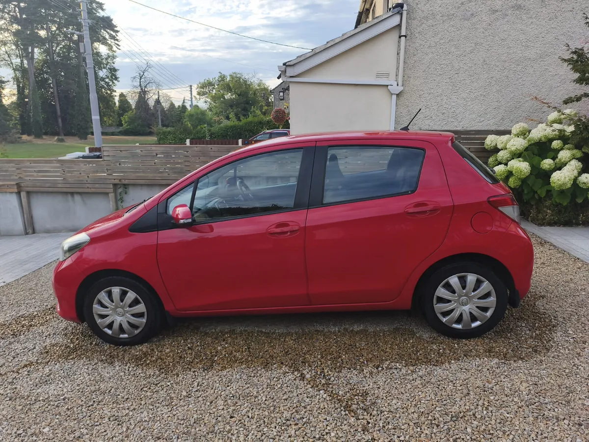 2014 Toyota Yaris 1 Litre Luna, Low KM's, NCT 5/27 - Image 4