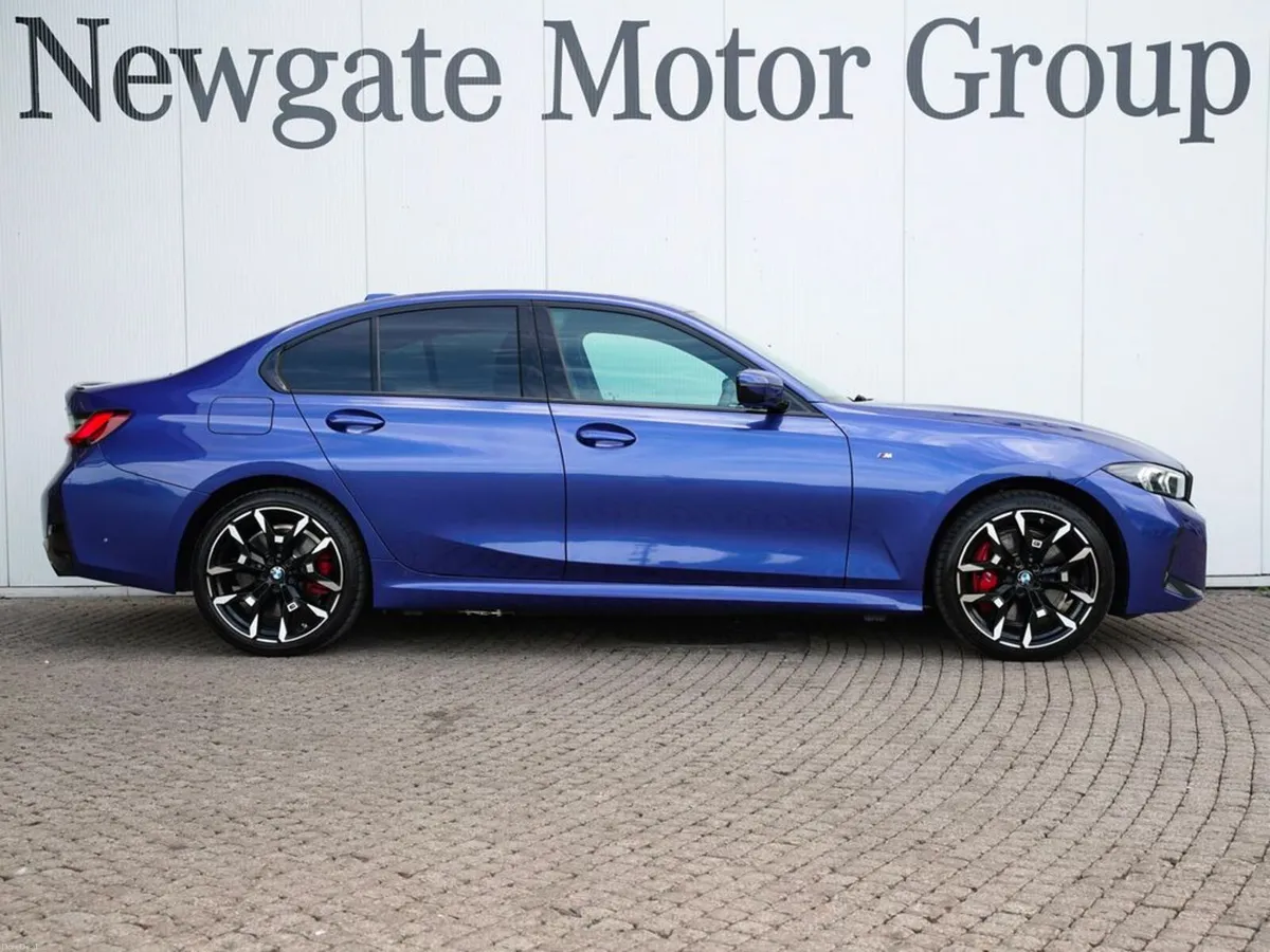 BMW 3-Series 330E M SPORT - Image 4