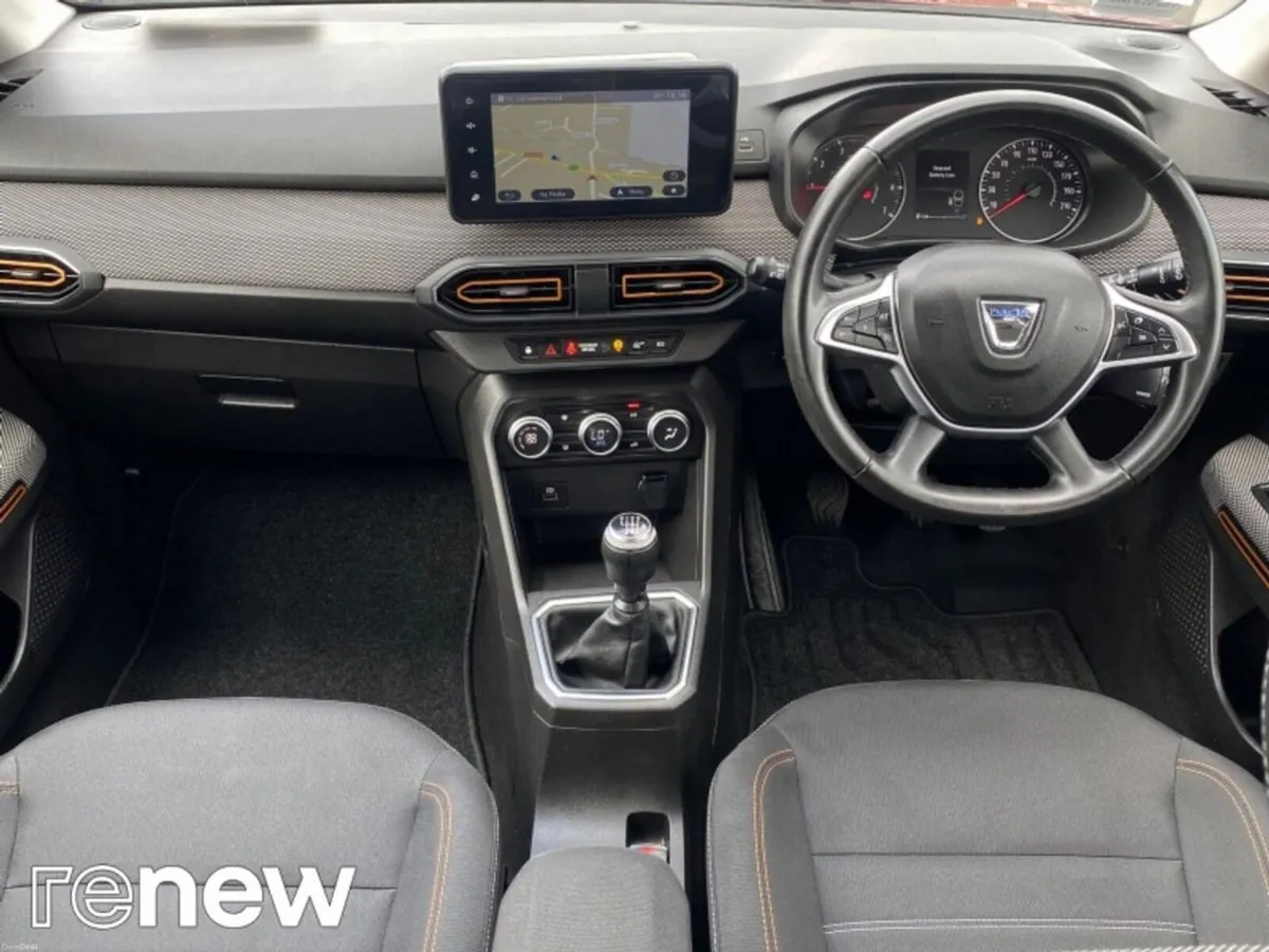 Dacia Sandero Stepway TCe 90 STEPWAY Prestige - Image 2