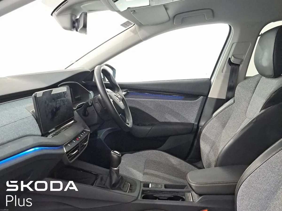 Skoda Octavia Selection + 1.5TSI 115HP - Image 4