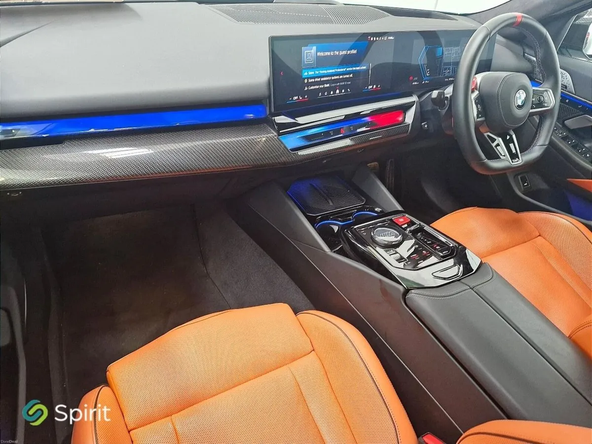 BMW M5 M5  TOURING 5yr / 100000km  Service pack fr - Image 4
