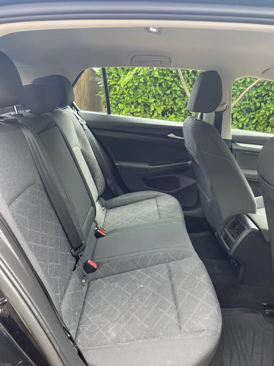 Volkswagen Golf 2021- Mild Hybird - Image 6