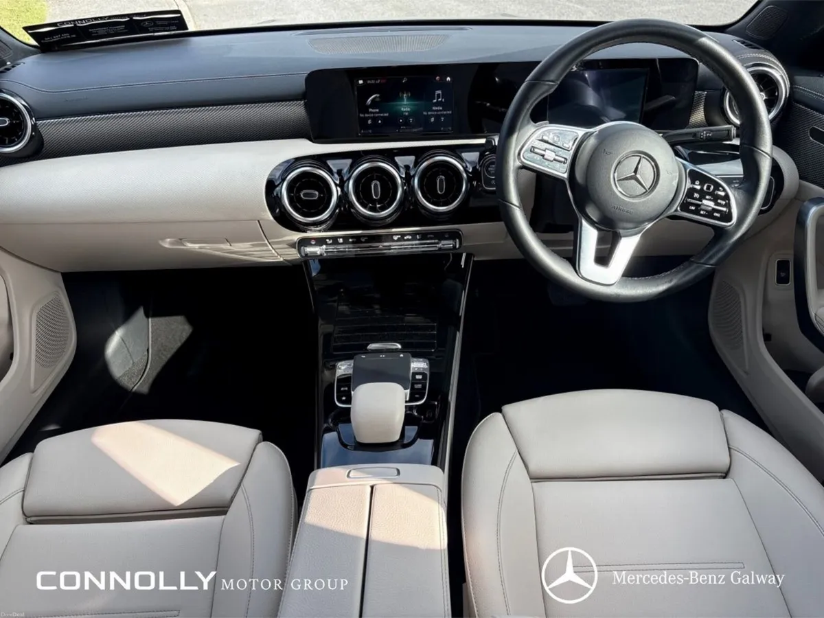 Mercedes-Benz CLA CLA180 Style - Image 4