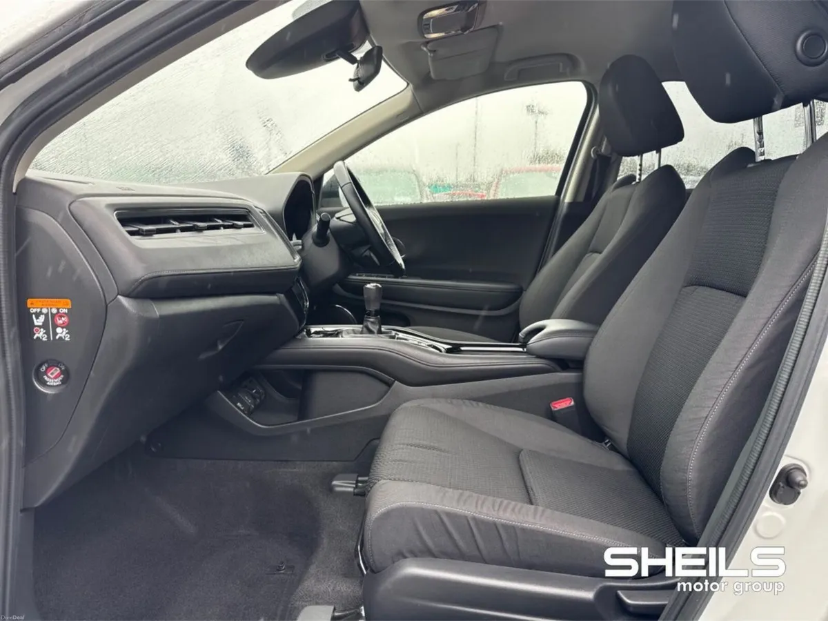 Honda HR-V **SALE PRICE** 1.5 i-VTEC ES - Image 5
