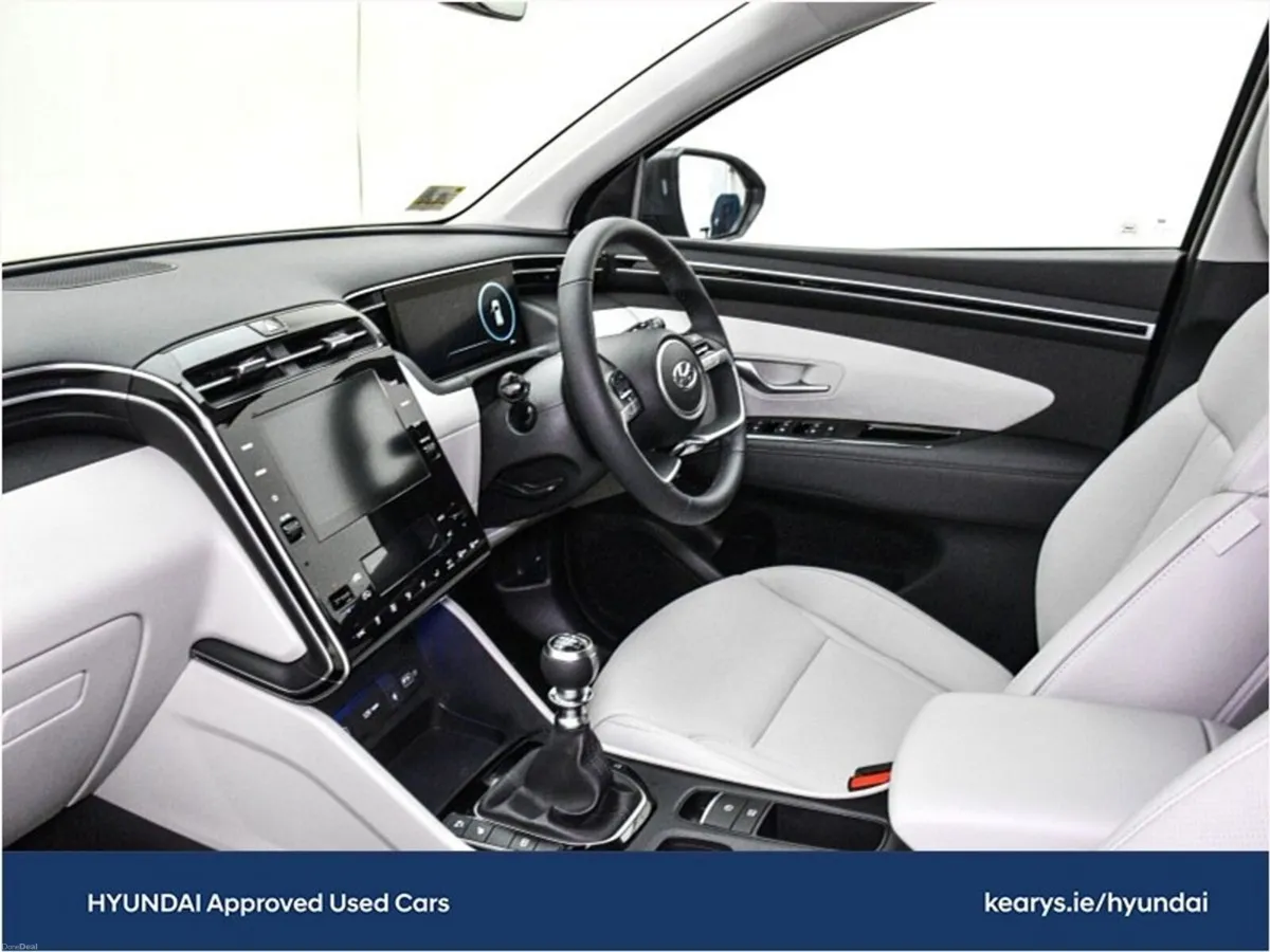 Hyundai Tucson 2WD Executive - Image 5